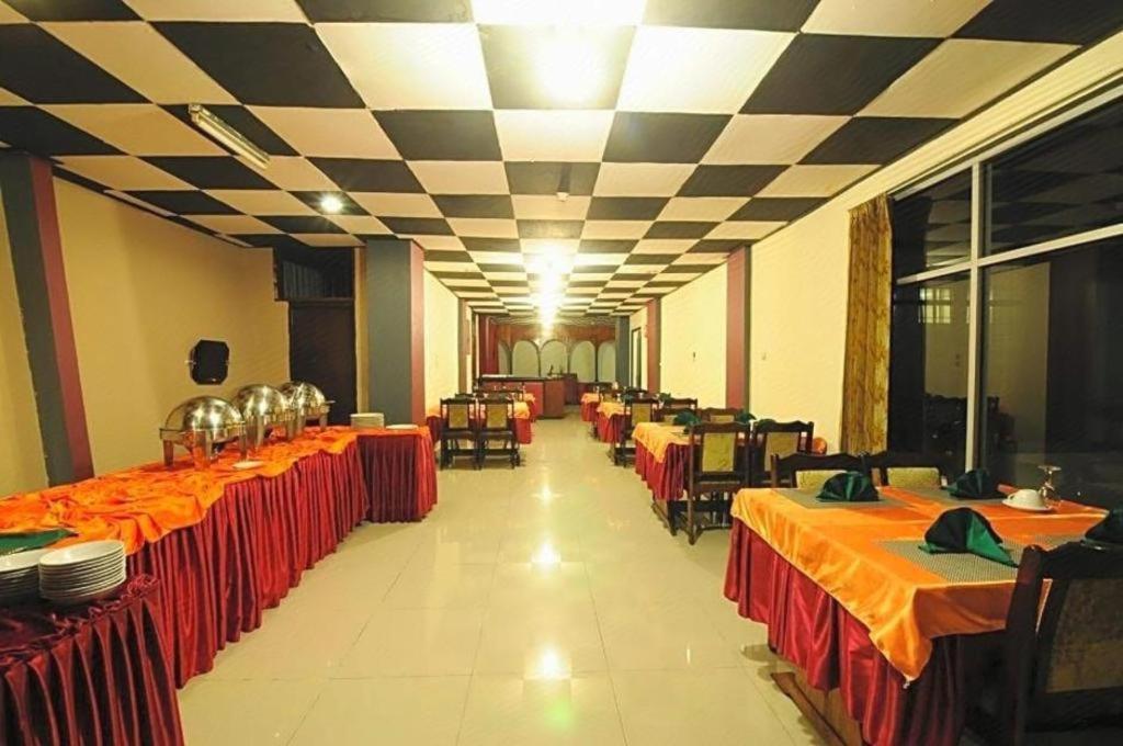 Hotel Benteng 부키팅기 외부 사진