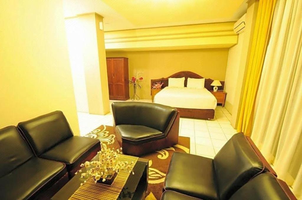 Hotel Benteng 부키팅기 외부 사진