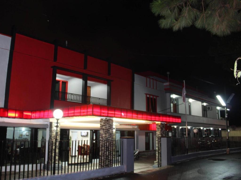 Hotel Benteng 부키팅기 외부 사진