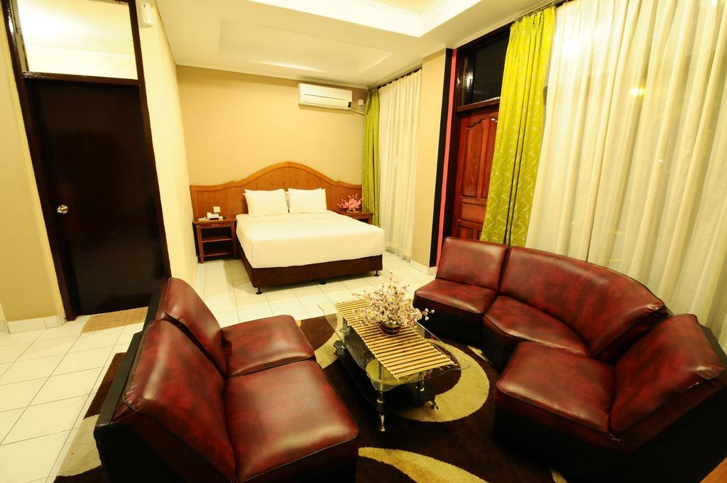 Hotel Benteng 부키팅기 외부 사진